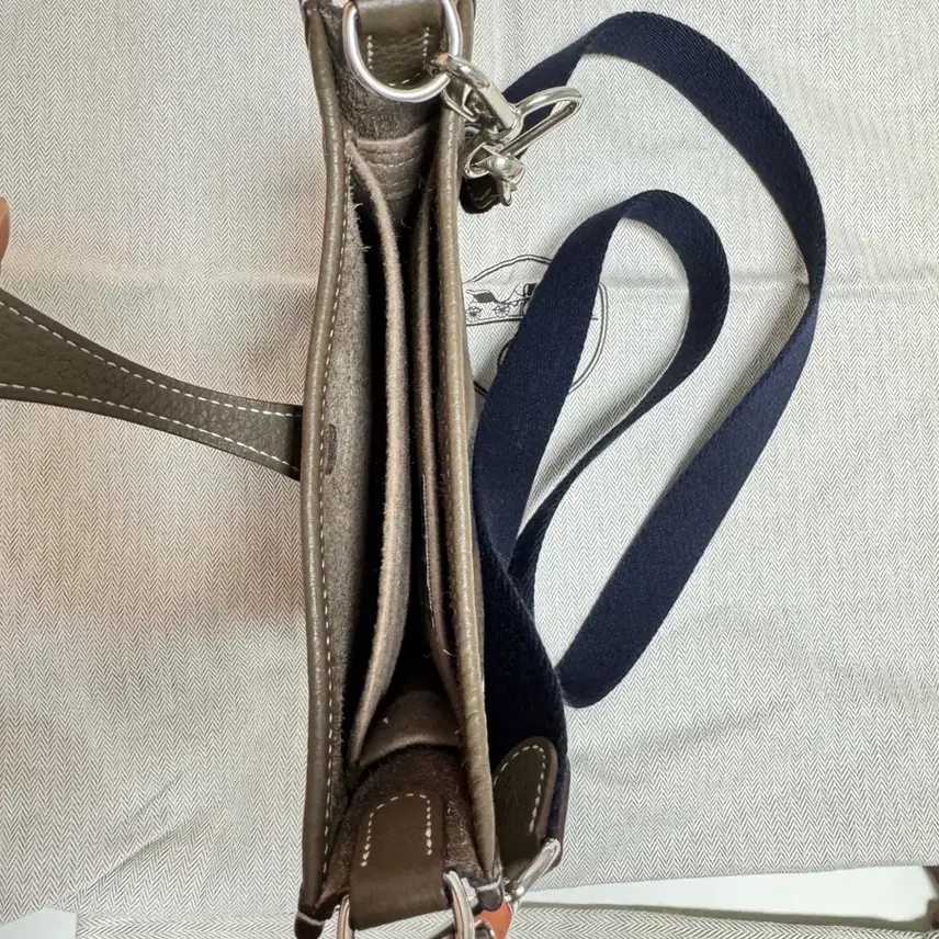 에르메스 새상품급 에블린 미니 에토프은장(이너백포함) 사진 5