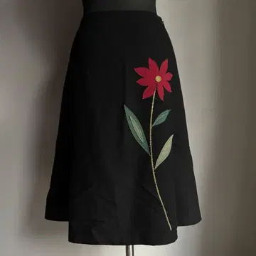 호코모모라 꽃 패치워크 플레어 스커트 블랙 40 [ A-52 ]