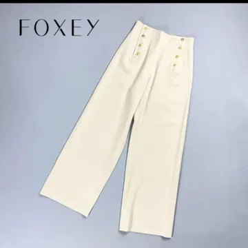 FOXEY 부티크 마린 와이드 팬츠 베이지 사이즈 40 새상품급