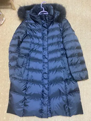 새상품급 23구 네이비 후드 부착 다운 42