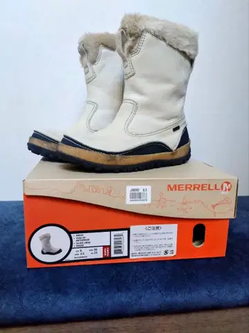 MERRELL 퍼 달린 스노우 부츠