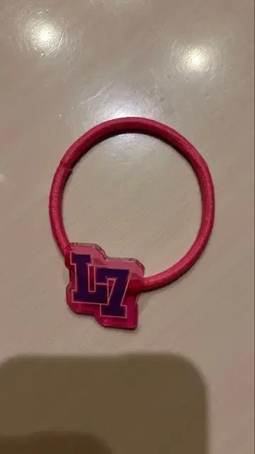 L7 로고 핑크 러버 밴드