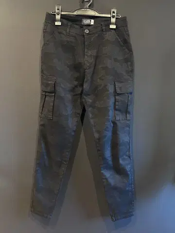 ICON. AMSTERDAM 카모플라주 팬츠