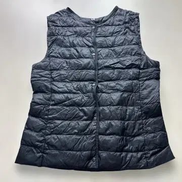 유니클로 울트라 라이트 다운 컴팩트 베스트 M 블랙