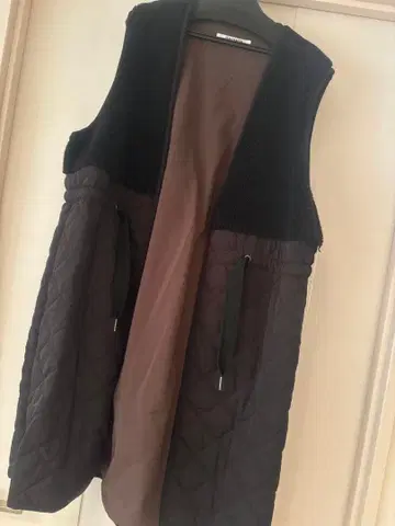 택 포함 새상품 19800엔 아우터 베스트 코트 radiate 스콧 클럽