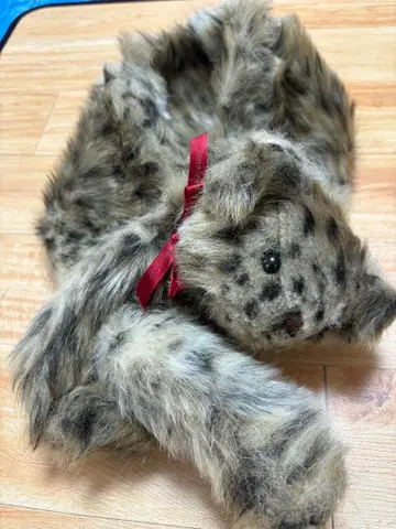 이노센트 월드 에드워드 머플러 innocent world