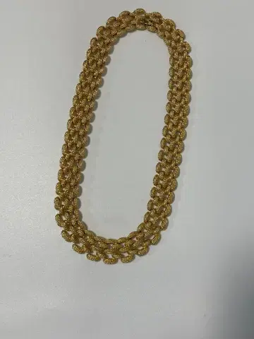 MONET 모네 골드 컬러 목걸이