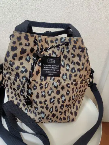 kiu 2웨이 레오파드 무늬 백