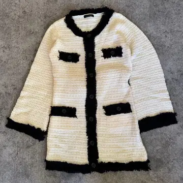 아이보리와 블랙 프린지 가디건 가디건