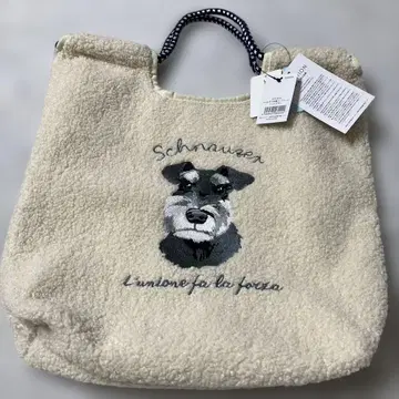 보아 자수 코드 토트백 슈나우저