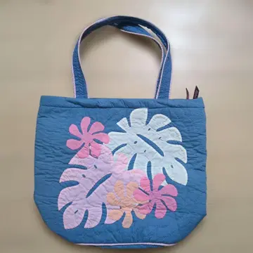 꽃무늬 퀼팅 백 파란색