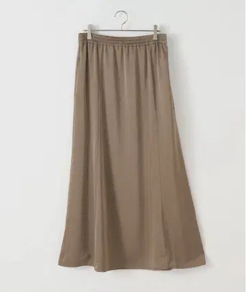 이번 시즌 상품! 거의 새상품! 저널 스탠다드 새틴 스커트