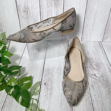 Le Talon 자수 플랫슈즈 24cm 꽃무늬 펌프스