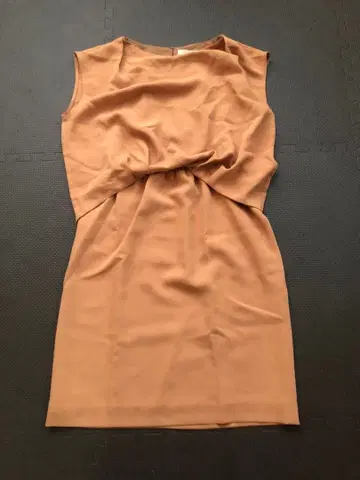 새상품급 33000엔 원피스