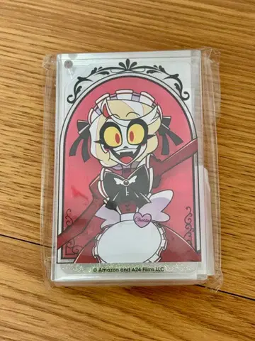 해즈빈 호텔 메이드 버틀러 찰리 리퀴드 아크릴 키링