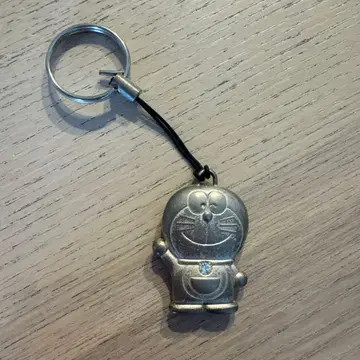 레어 컬렉터 굿즈 / 도라에몽 메탈 키링, 다이아몬드 포함