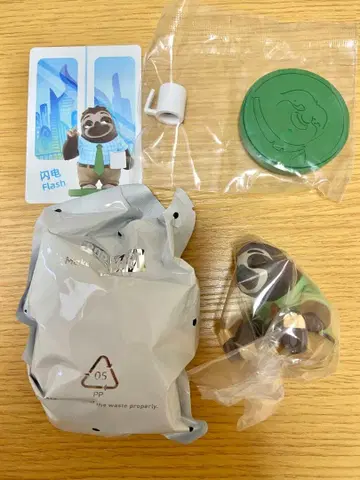 주토피아 zootopia POP MART 어깨 쿵 플래시