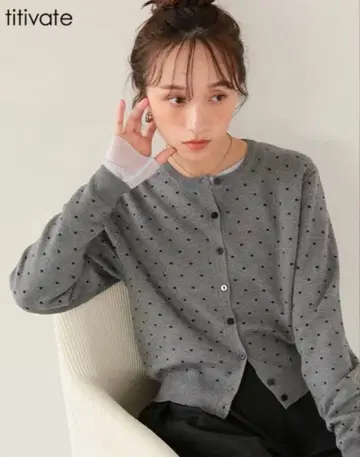[택 포함 미사용] 도트 자카드 니트 가디건 titivate M 사이즈