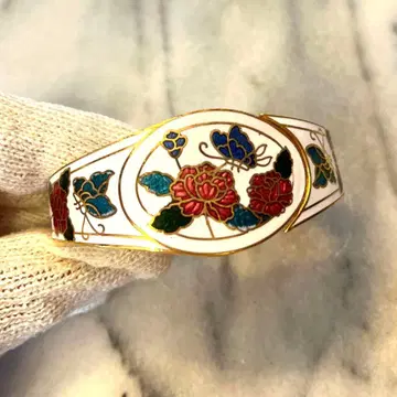 새상품급 칠보 세공 클루아조네 뱅글