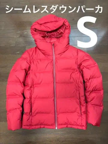 유니클로 심리스 다운 후드티 S