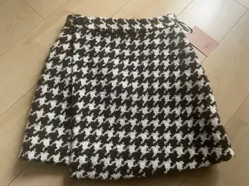 [ 미사용 새상품 ] eimy istoire 스커트