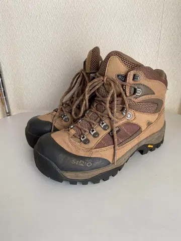 SIRIO 등산화 PF302 24cm