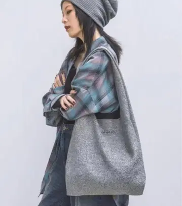 새상품급 지나시스 라메 실버 토트백