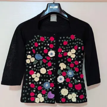 시빌라 꽃무늬 자수 7부 소매 가디건