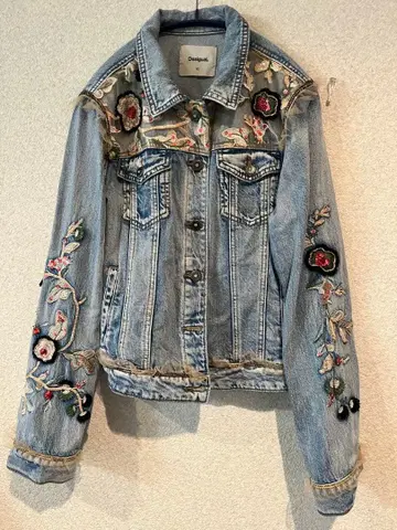 Desigual 자수 데님 자켓 40