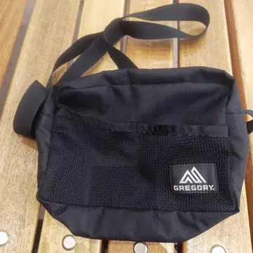 GREGORY 블랙 숄더백