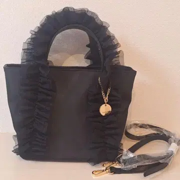 index 프릴 숄더백 블랙