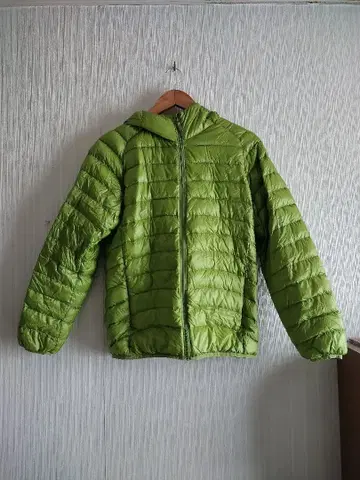 유니클로 울트라 라이트 다운 자켓 남성용 아우터 S