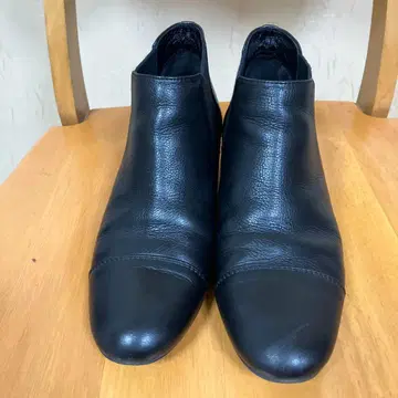 ing 사이드 고어 부츠 블랙 가죽 중간 힐