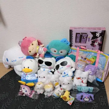 산리오 캐릭터즈 굿즈 묶음 판매