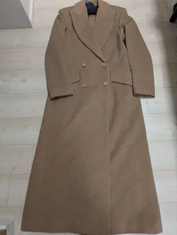 새상품급 장르 루이 쉐레 롱 코트 사이즈 38