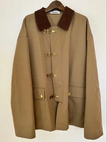 ARULLE 코듀로이 옷깃 베이지 자켓