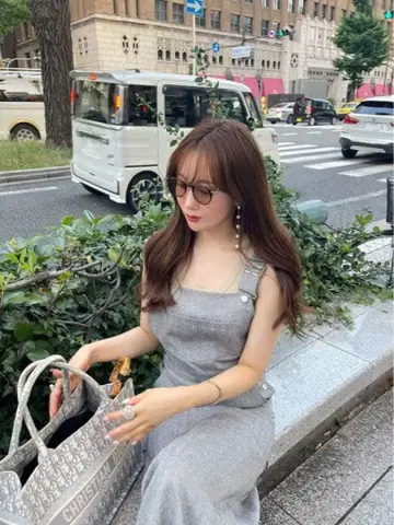 HYEON 오버롤 스커트 베이지