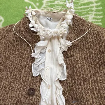 45R 알룰 모쿠모쿠 니트의 치로리안 코트