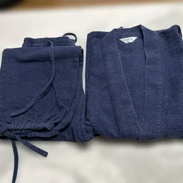 네이비 작업복 상하의 세트. M 사이즈