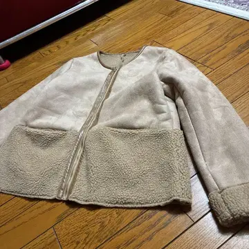 베이지 플리스풍 집업 무스탕 코트 38