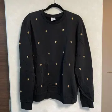 ZARA 맨투맨 스컬 골드 스터드