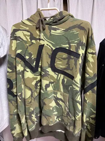카모플라쥬 RVC 후드 부착 후드티