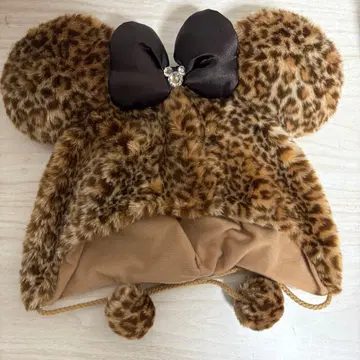 레오파드 무늬 미키마우스풍 팬캡 브라운