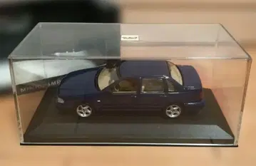 MINICHAMPS 볼보 S70 세단 1/43 스케일