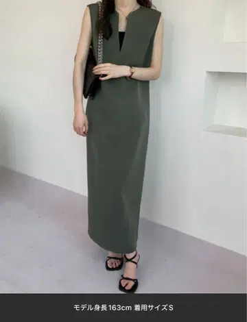 ABITOKYO 백 슬릿 스키퍼 롱 오버롤 스커트 카키