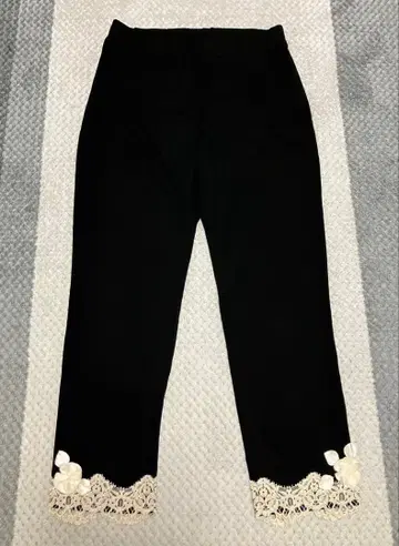 Bel Paci 레이스 장식의 블랙 팬츠