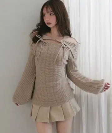 Aura cable knit tops andmary