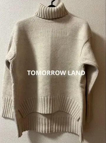 TOMORROWLAND 터틀넥 풀오버 니트