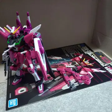 HG 인피니트 저스티스 건담 완성품