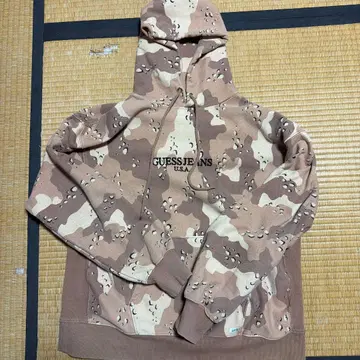 GUESS JEANS 카모플라쥬 후드티